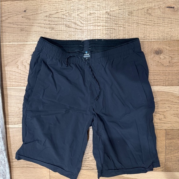 12 Pant Bundle - Patagonia, Seager Co, Kuhl - Picture 3 of 14